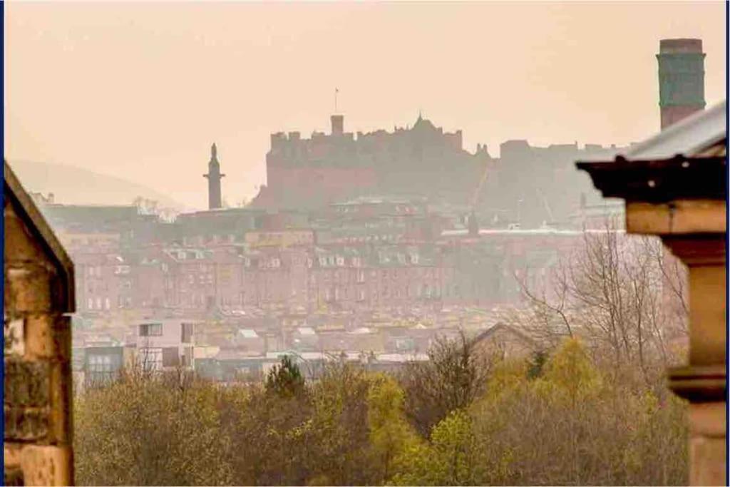 Spacious 2 Bed, 2 Bath Apartment -The Shore, Leith 爱丁堡 外观 照片